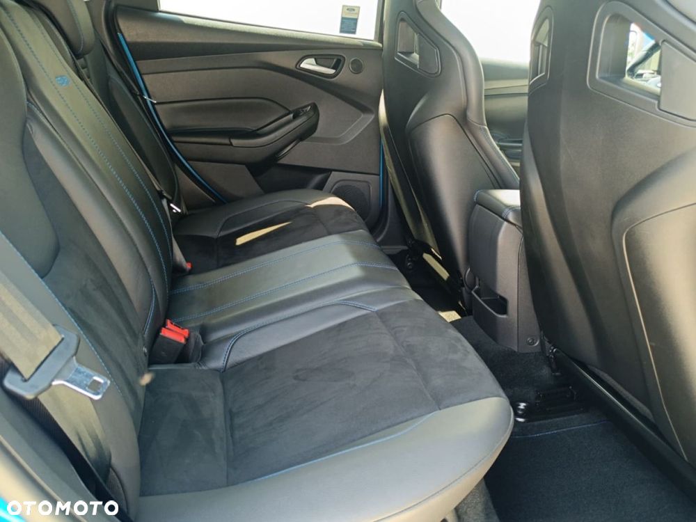 Ford Focus - 25