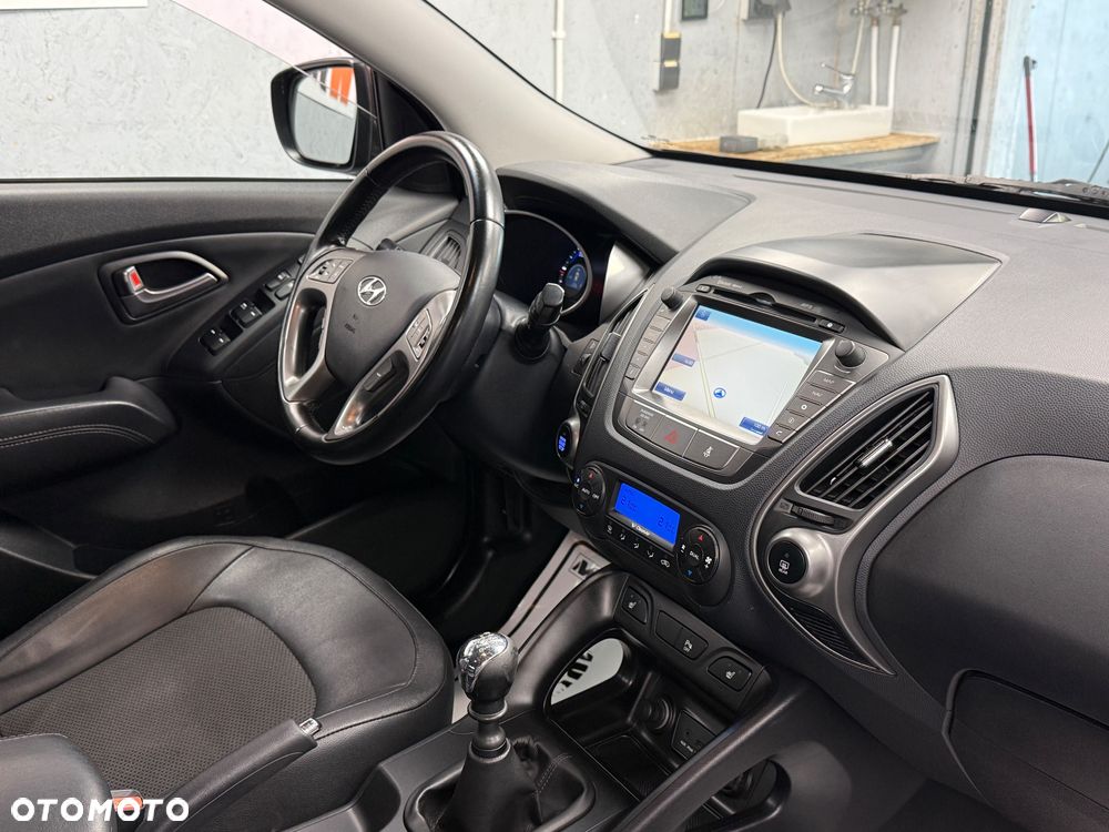 Hyundai ix35 - 11