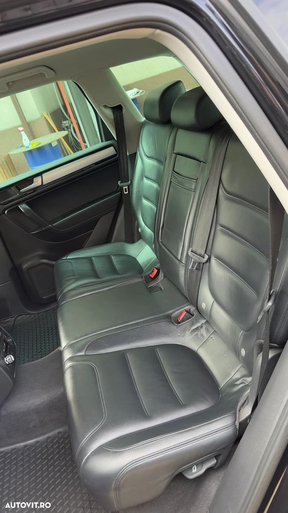 Volkswagen Touareg 3.0 V6 TDI BMT - 12