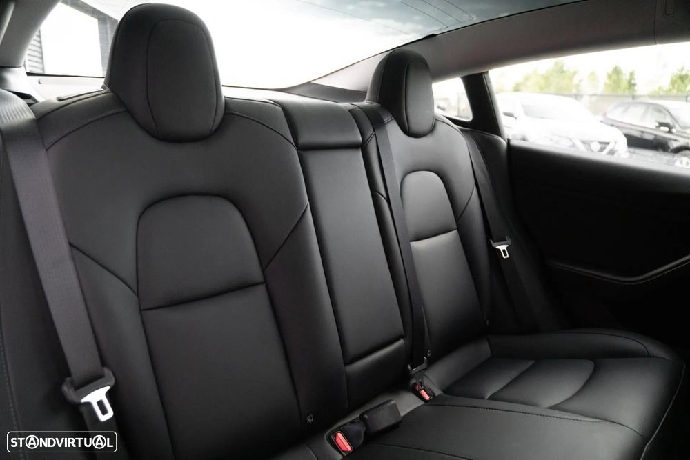 Tesla Model 3 Performance Dual Motor AWD - 26