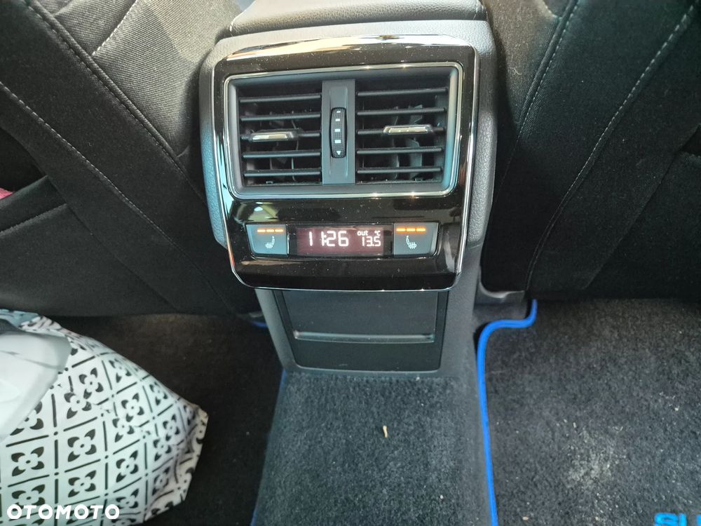 Skoda Superb 2.0 TDI Style DSG - 8