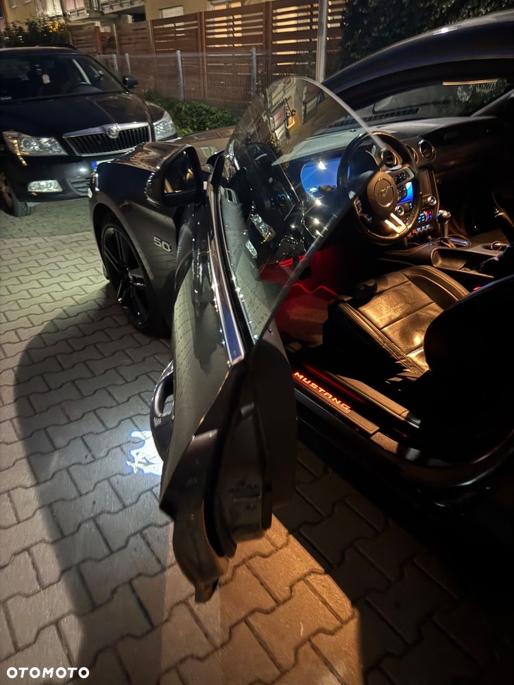 Ford Mustang - 13