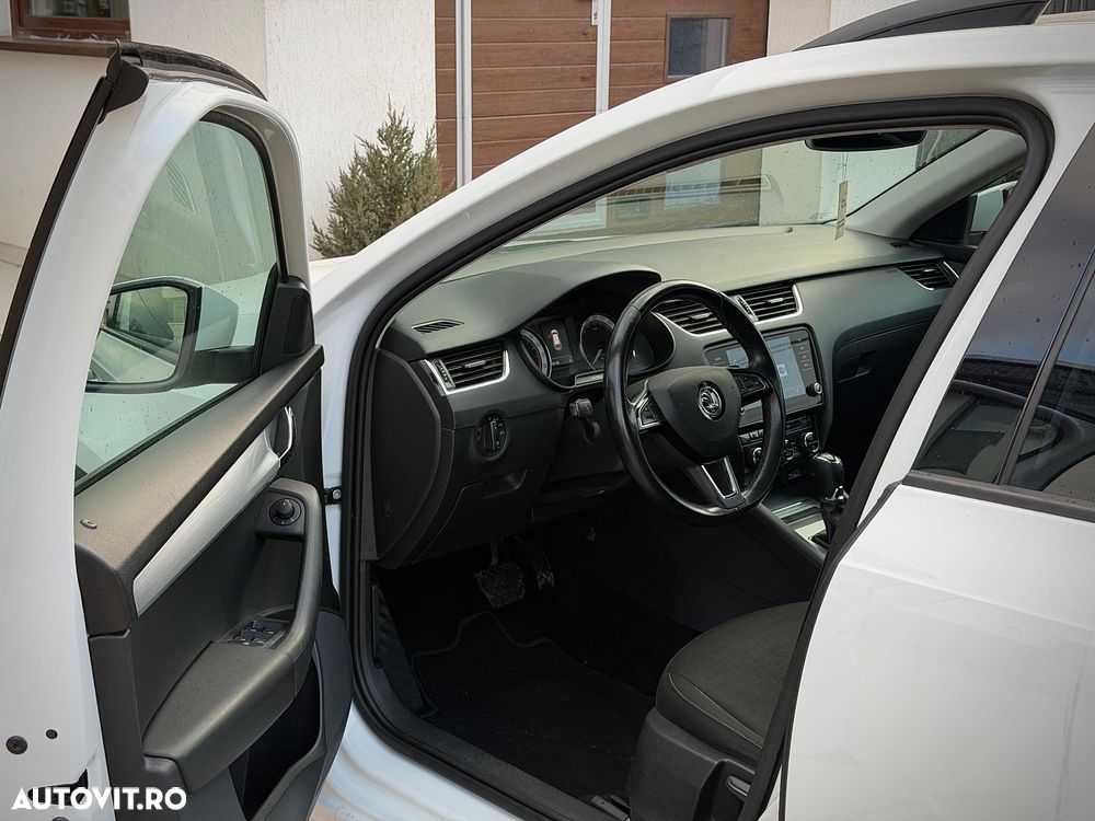 Skoda Octavia 1.6 TDI DSG Ambition - 13