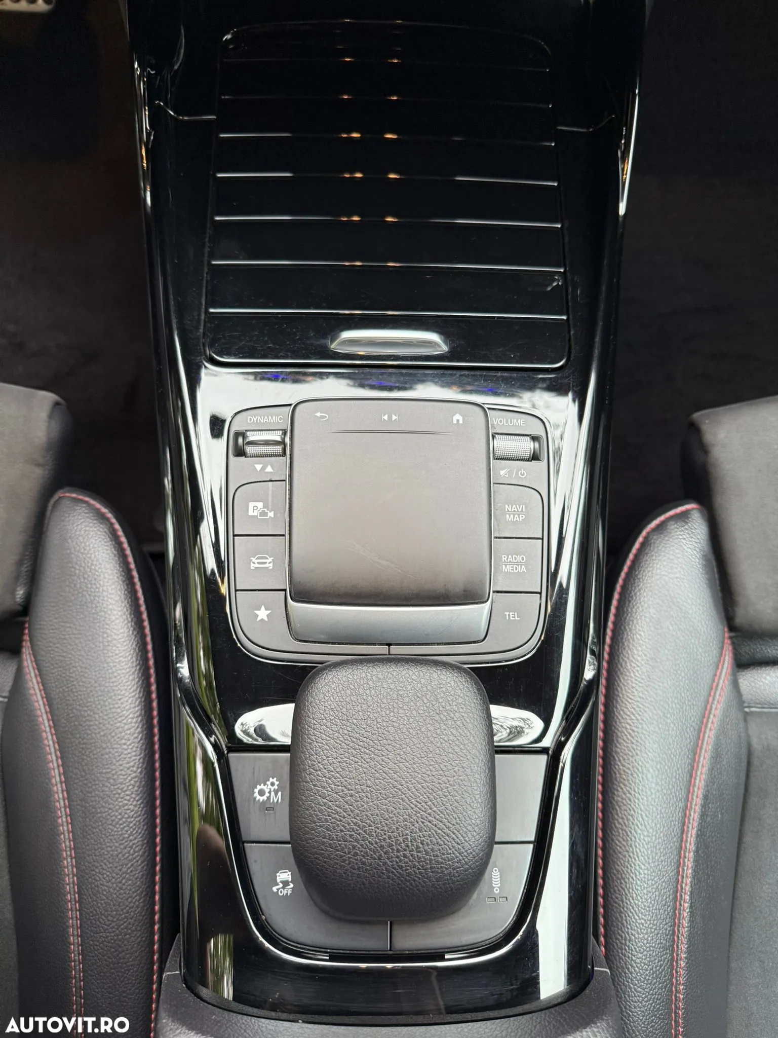 Mercedes-Benz A AMG 35 4Matic AMG Speedshift DCT 7G - 20