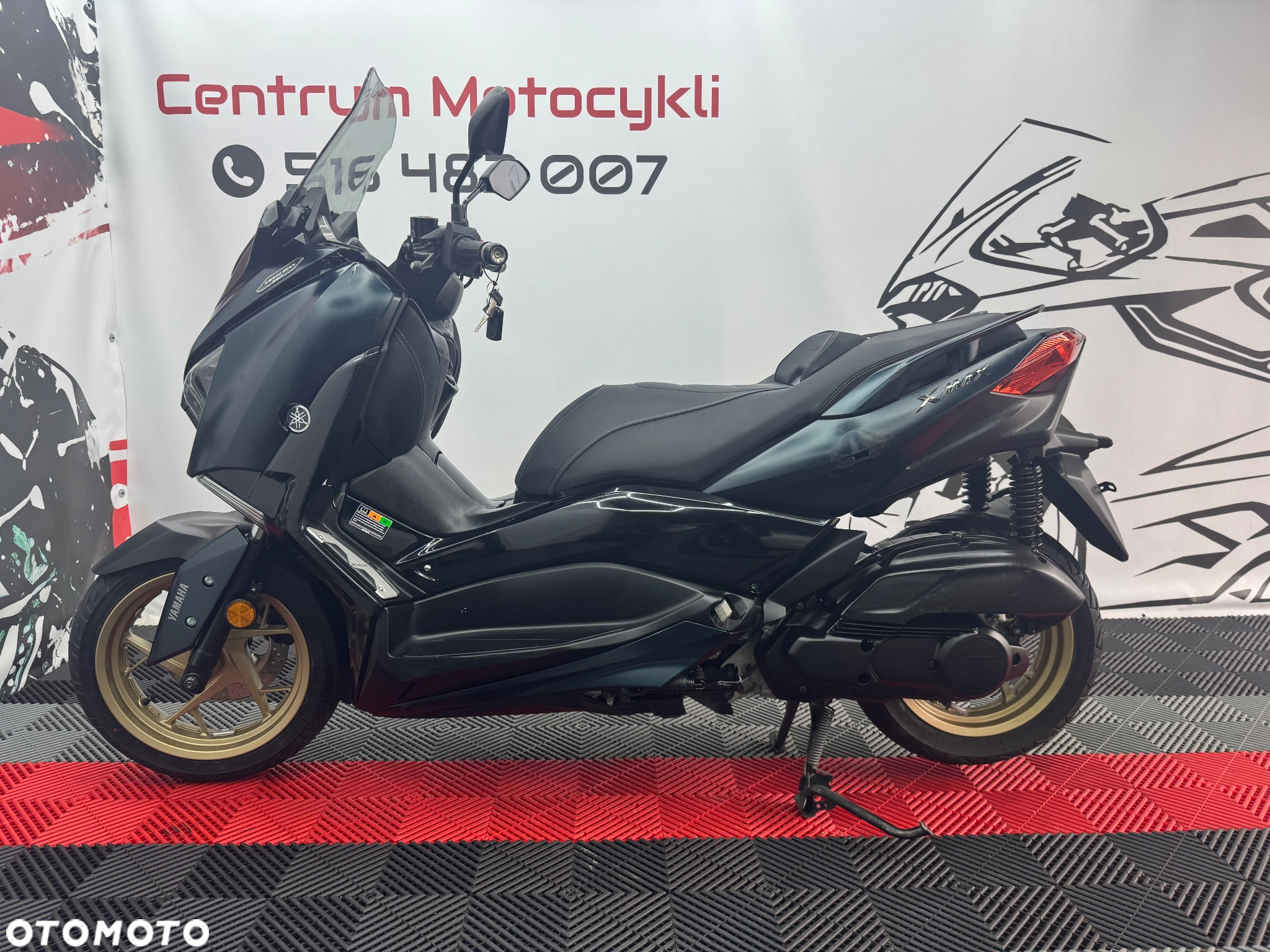 Yamaha X-max - 4