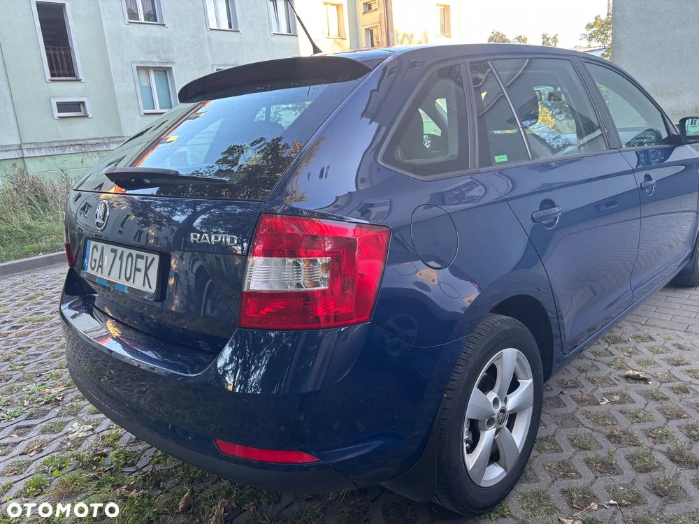 Skoda RAPID 1.2 TSI Active - 6