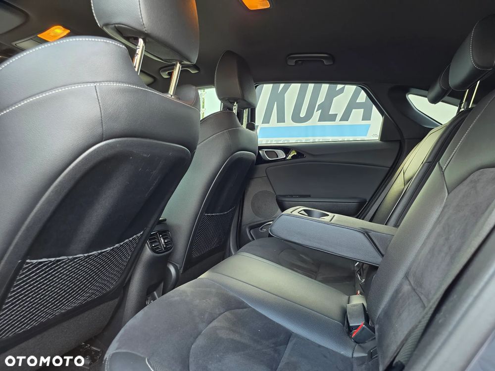 Kia ProCeed 1.5 T-GDI DCT7 OPF GT LINE - 17