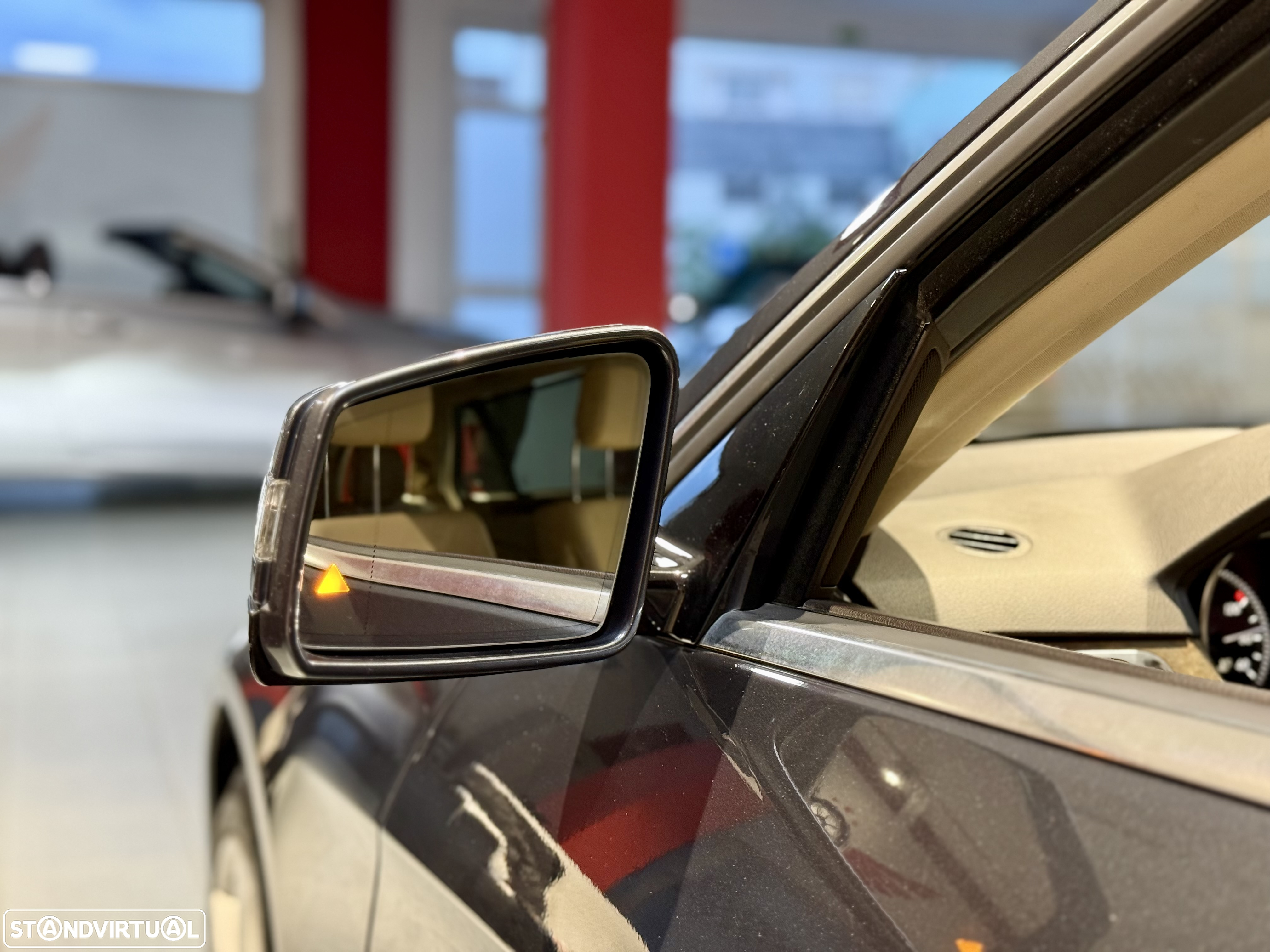 Mercedes-Benz E 350 BlueTEC Avantgarde BE 4-Matic - 17