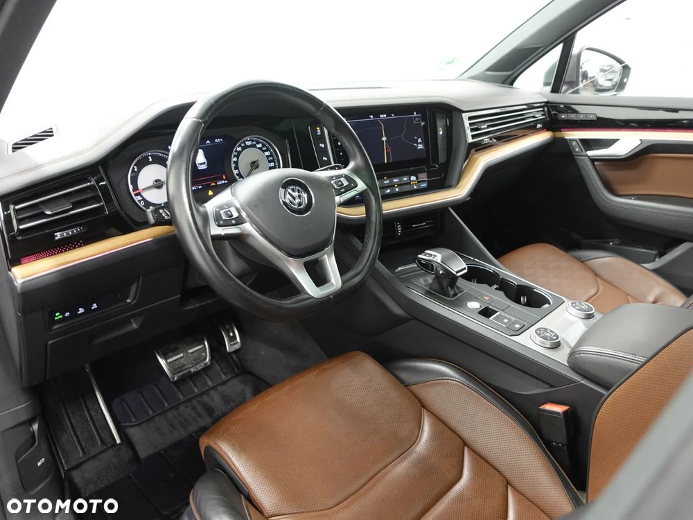 Volkswagen Touareg 4.0 V8 TDI SCR 4Motion Automatik - 17