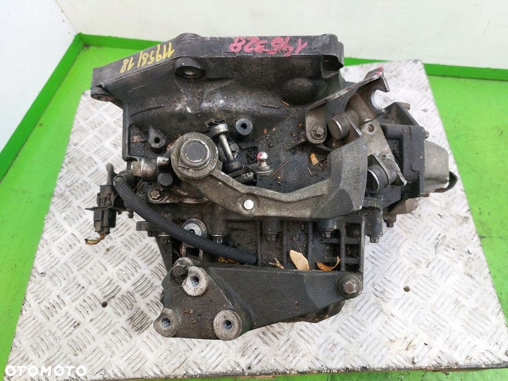 Skrzynia biegów Manualna 6-biegowa Opel Vectra C 2002-2008 1,9 CDTI M32 - 4