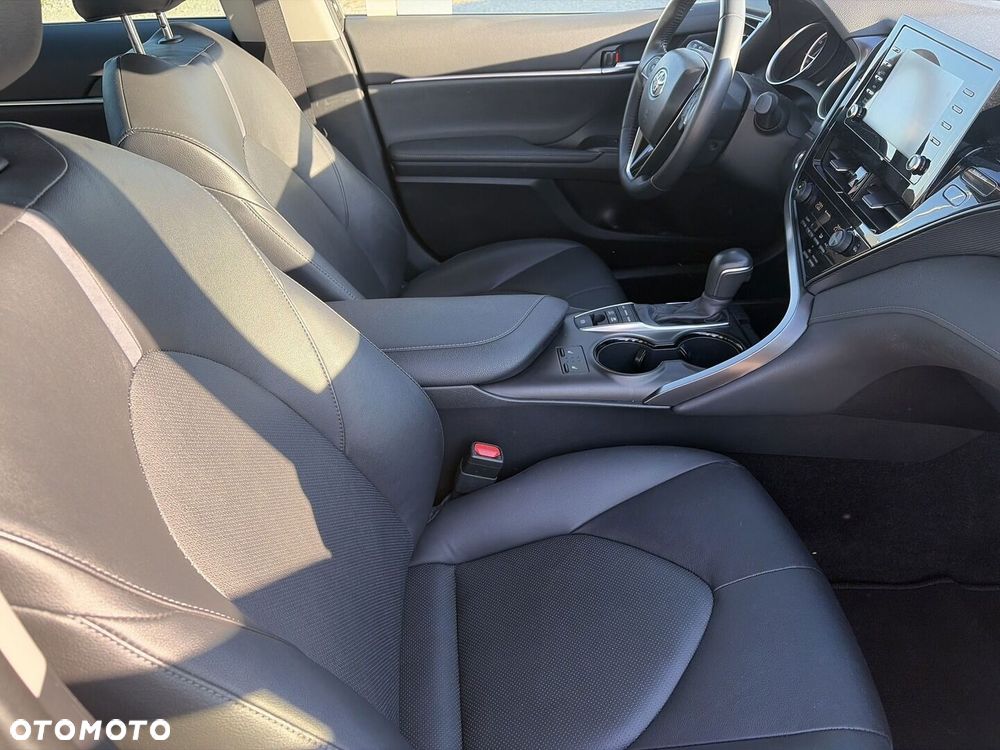 Toyota Camry 2023