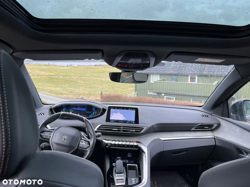Peugeot 3008 1.6 PureTech Hybrid4 PHEV GT S&S EAT8 - 8