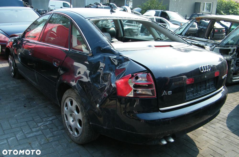Audi A6 C5 (01-05r.) 2.5 TDI 163KM. Silnik BFC  (oraz: BCZ, BDG) Skrzynia GHD,  JLJ  Lakier LZ5L. Cały na części. GWARANCJA !!!  Przód Tył Zestaw Komplet Drzwi Klapa Zderzak Błotnik Maska Grill Atrapa Szyba Pas Lampa Lusterko Boczki Fotel Kanapa Kokpit Deska Rozdzielcza Przełącznik Włącznik Sterownik Przewody Wiązka Instalacja Moduł Komputer Czujnik Listwa Pompa Alternator Wtryski Głowica Rozrusznik Kompresor Sprzęgło Dwumas Silnik Skrzynia ABS Klimatyzacji Paliwa Wspomagania Kolektor Turbina Przepustnica Zawór Chłodnica Koło Hak Belka Sanki Zawieszenie Mcpherson Półoś Amortyzator Wydech Tłumik Zacisk Most - 3