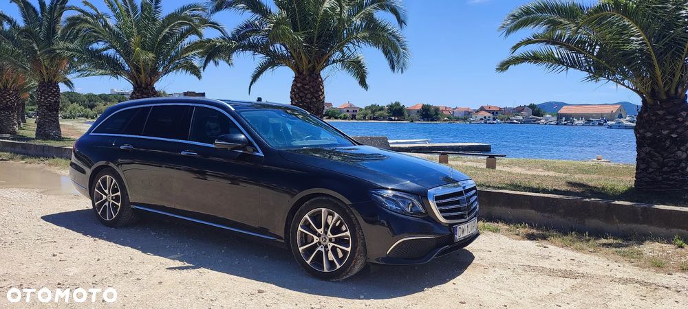 Mercedes-Benz Klasa E 350 d 4Matic 9G-TRONIC Exclusive - 3