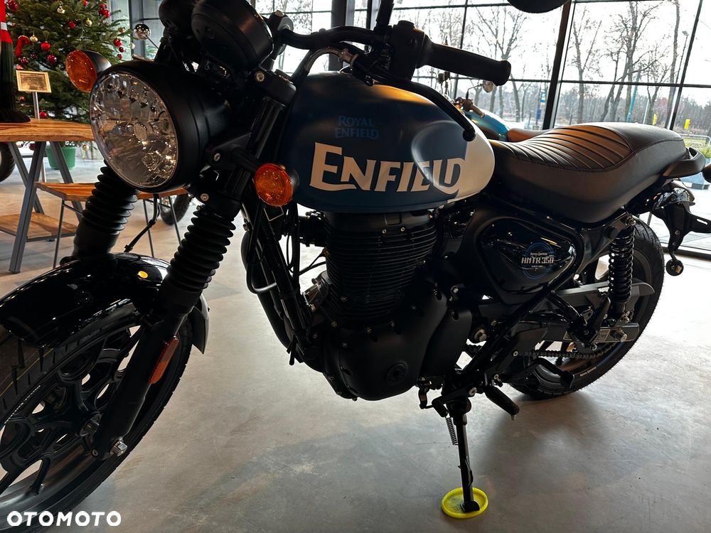 Royal Enfield HNTR - 3