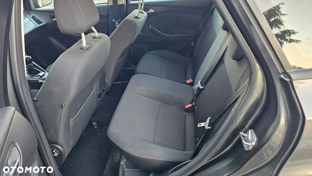 Ford Focus 1.6 Trend - 5
