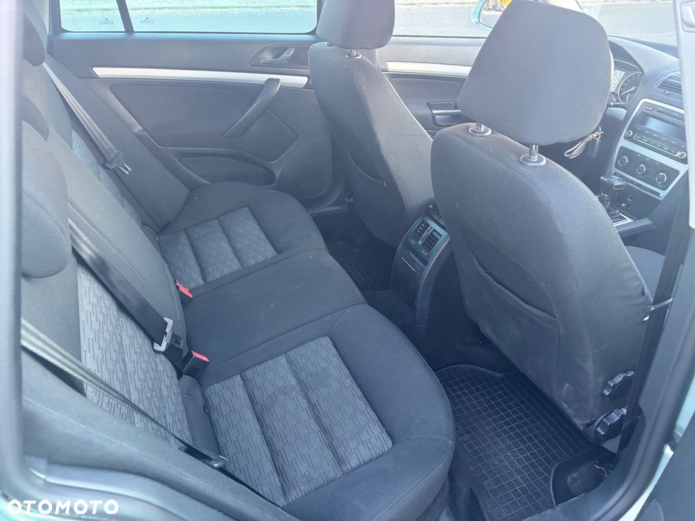 Skoda Octavia 2.0 TDI DPF DSG Ambiente - 27