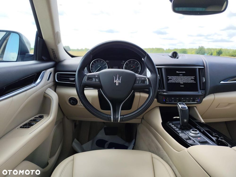 Maserati Levante S Q4 - 21