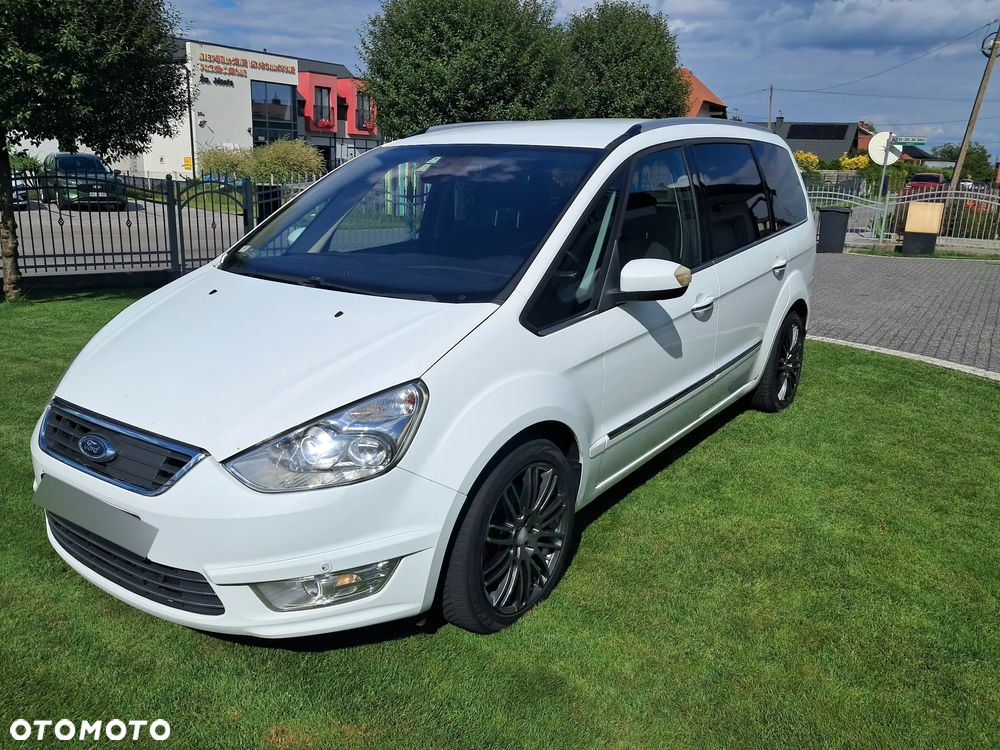 Ford Galaxy 2.0 TDCi Titanium - 13