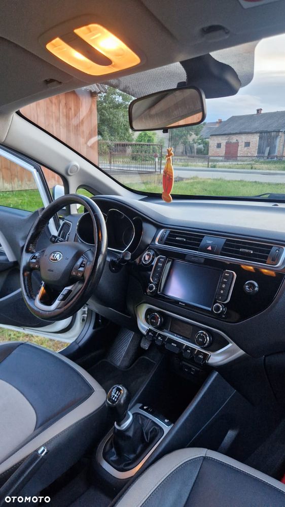Kia Rio 1.4 Platinum Edition - 9