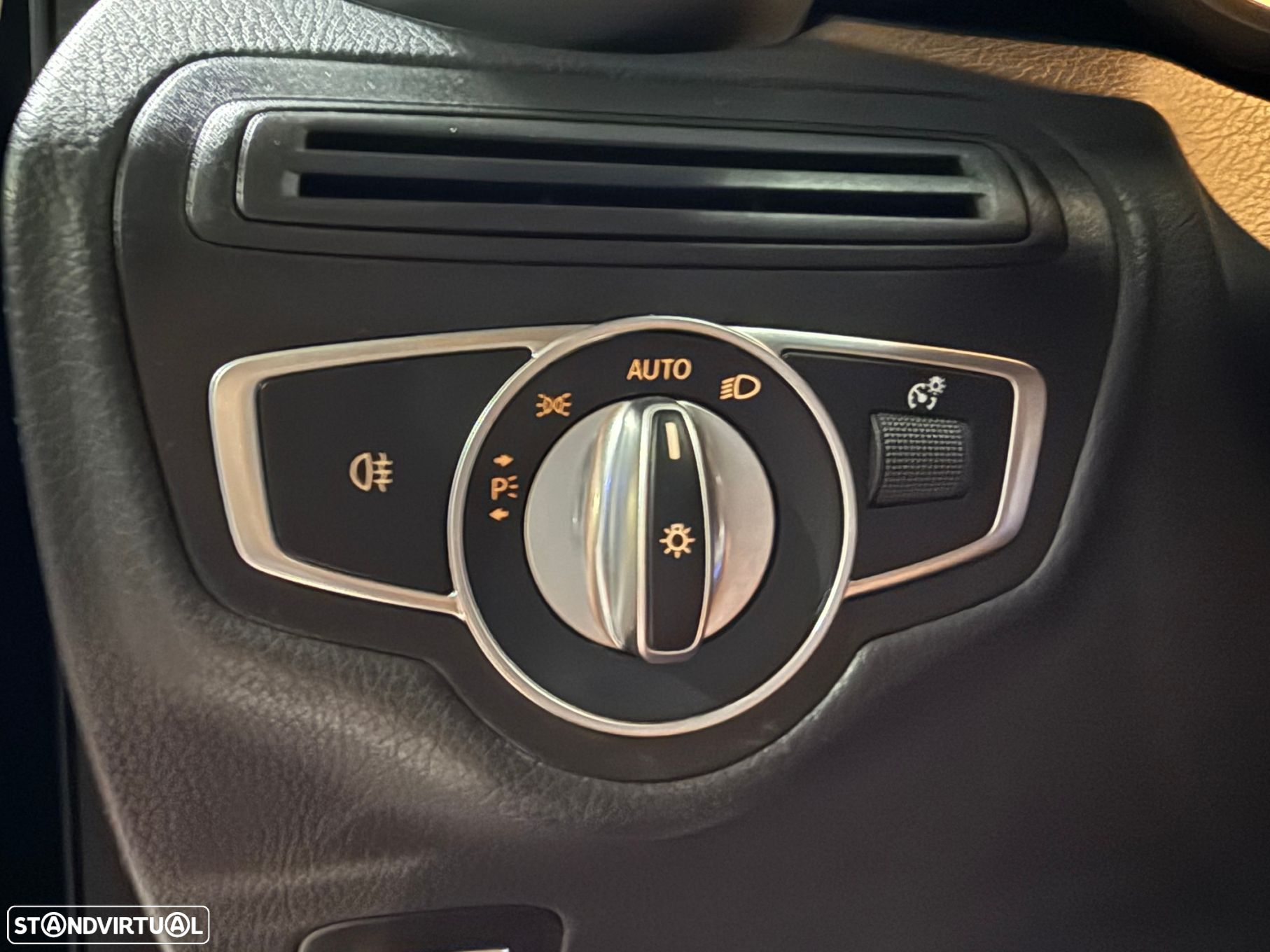 Mercedes-Benz GLC 300 - 28