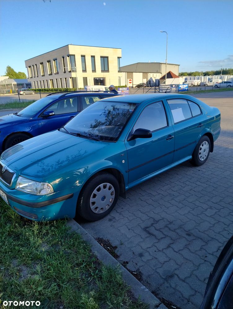 Skoda Octavia 1.6 Classic - 1