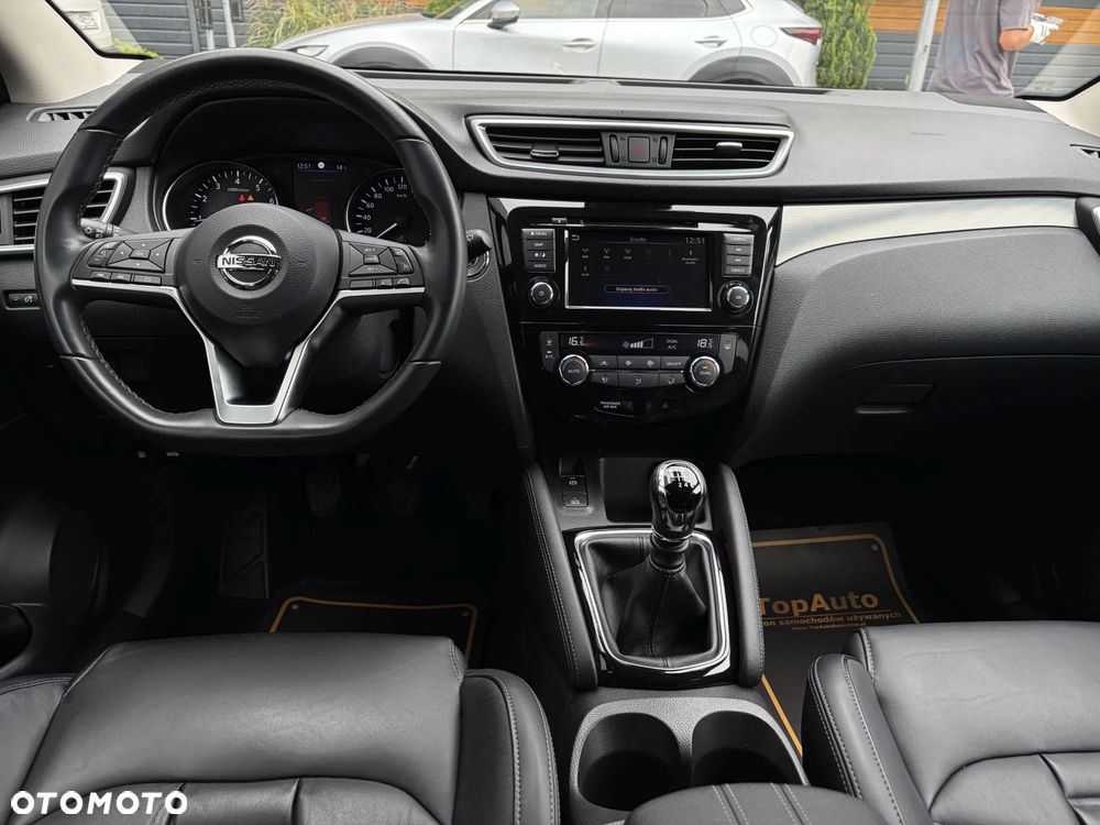 Nissan Qashqai 1.3 DIG-T Tekna - 33