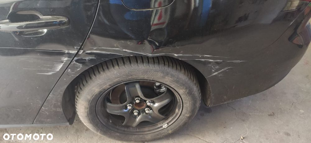 Ford Focus 1.0 EcoBoost Titanium - 27