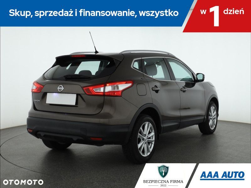Nissan Qashqai - 6