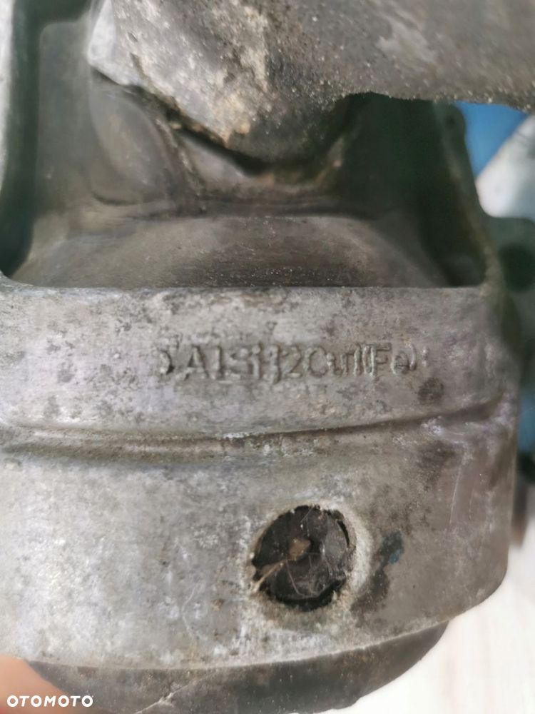 audi a4 b8 poduszka silnika 8k0199381 łapa wspornik silnika 8k0199308bj - 4