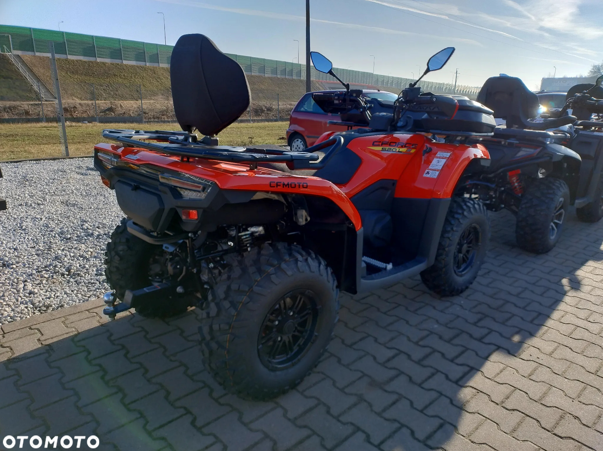 CFMoto CForce - 10