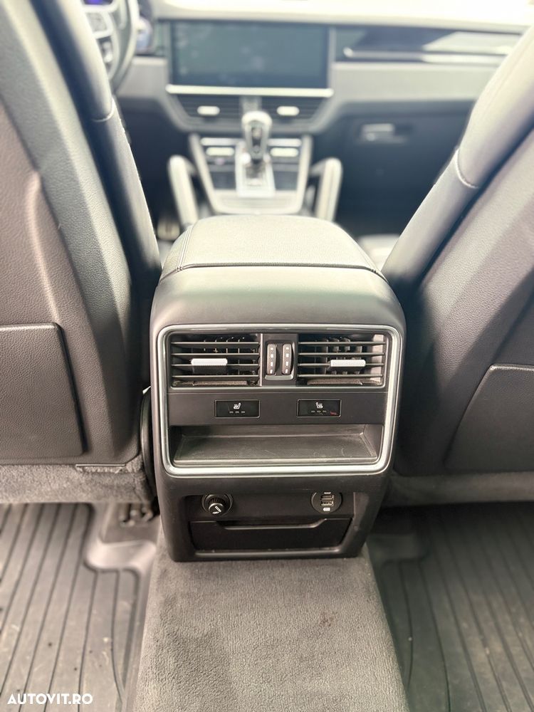 Porsche Cayenne - 20