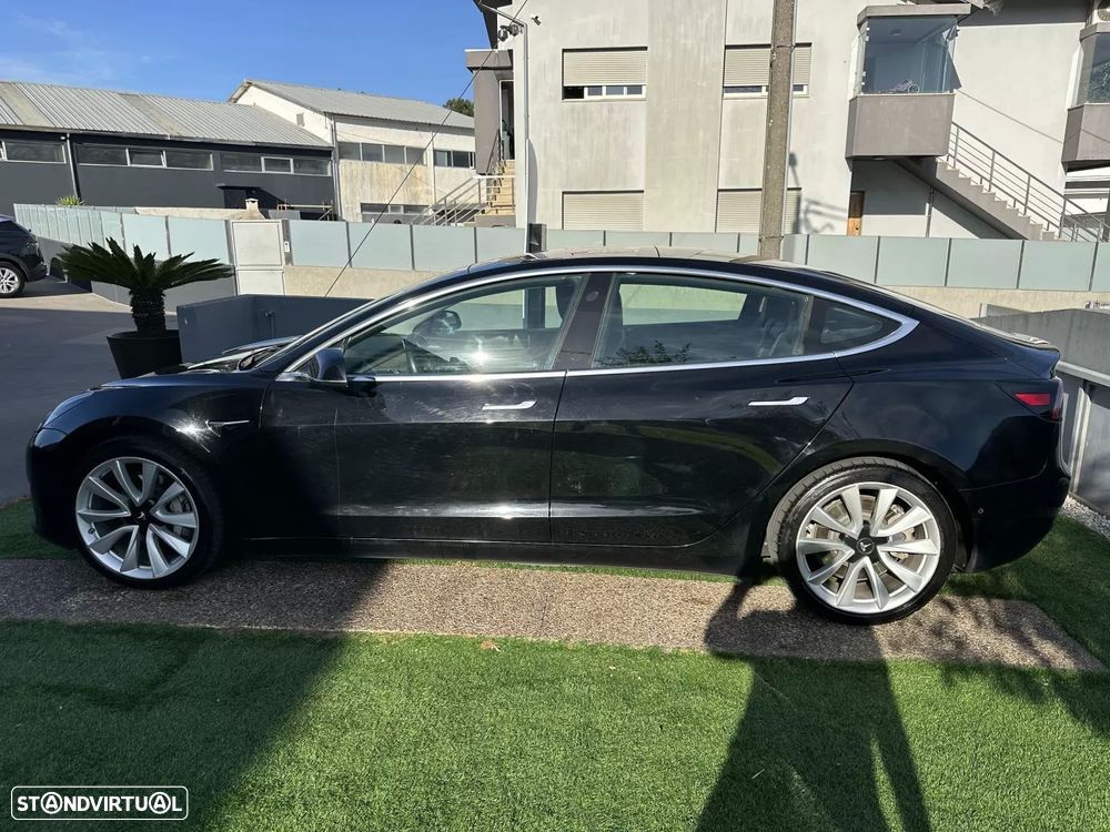 Tesla Model 3 - 20