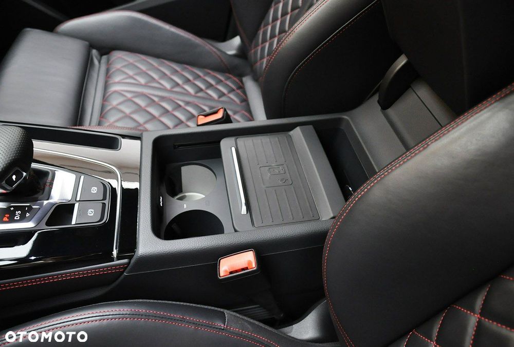 Audi Q5 Sportback - 22