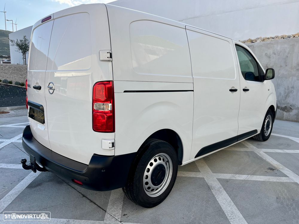 Opel Vivaro 2.0 - 36