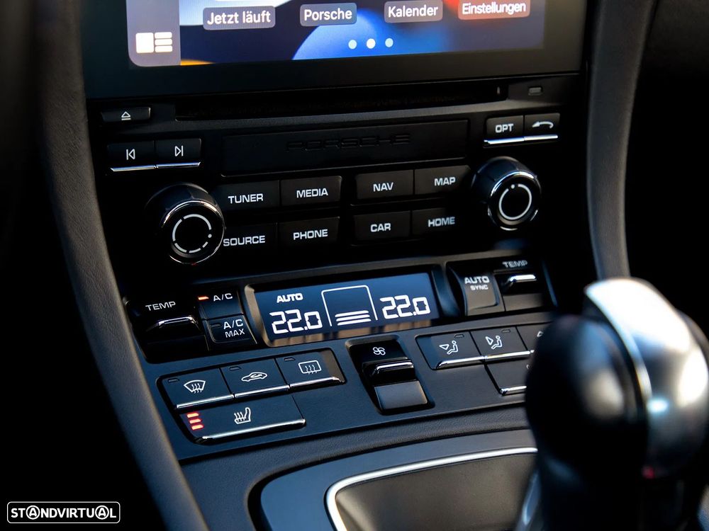 Porsche 911 (991) Carrera GTS PDK - 17