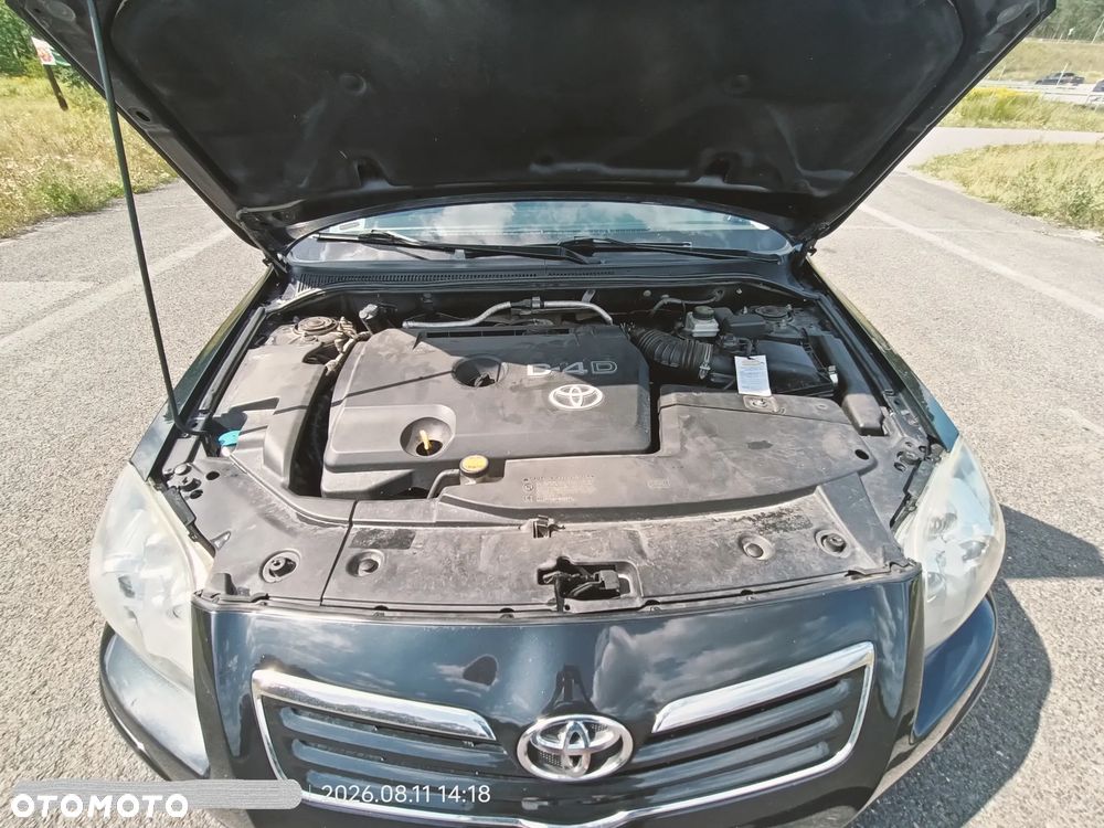 Toyota Avensis 2.0 D-4D Sol - 33