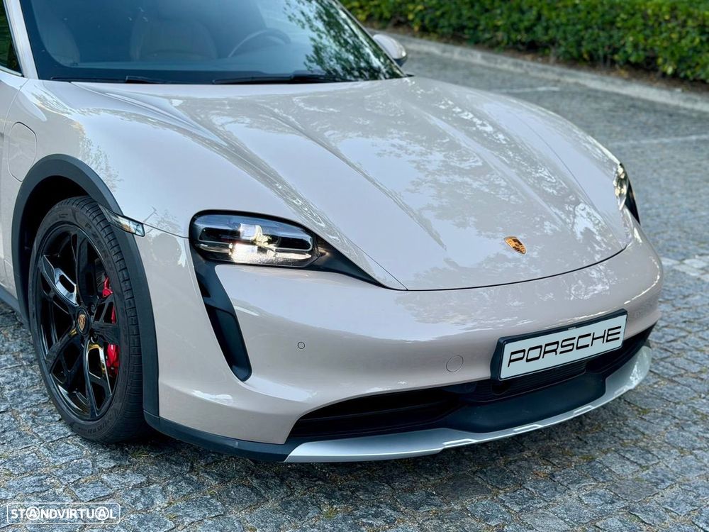 Porsche Taycan Cross Turismo 4S Sport bateria Performance Plus - 17