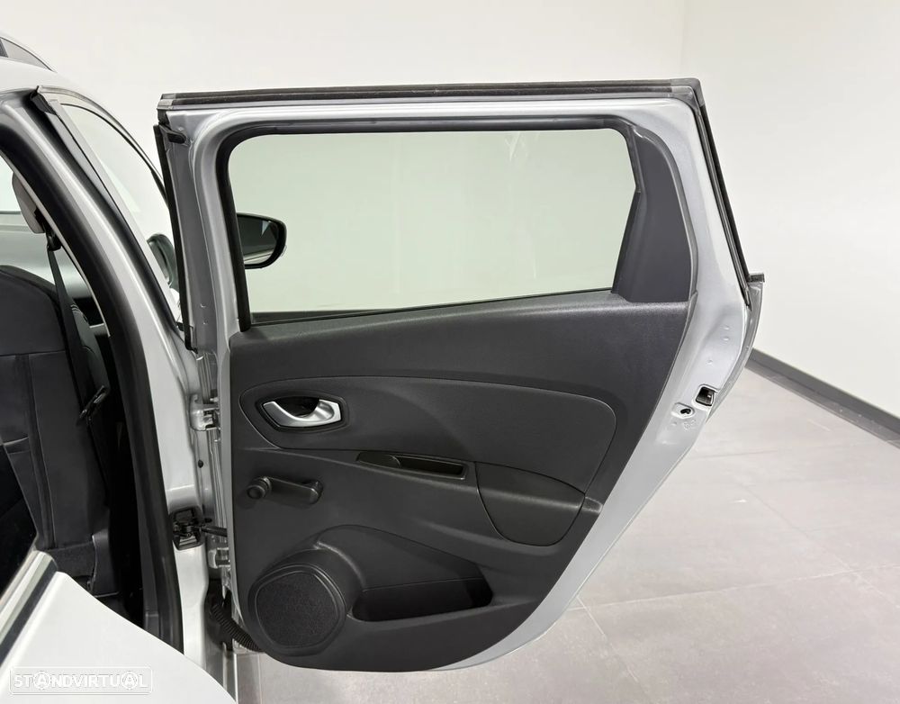 Renault Clio Sport Tourer 0.9 TCE Limited - 43