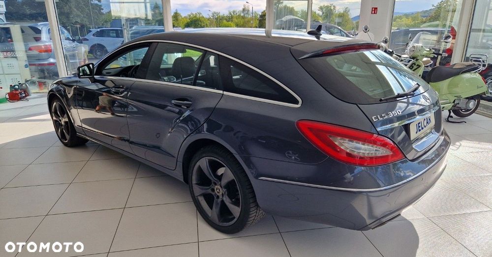 Mercedes-Benz CLS - 8