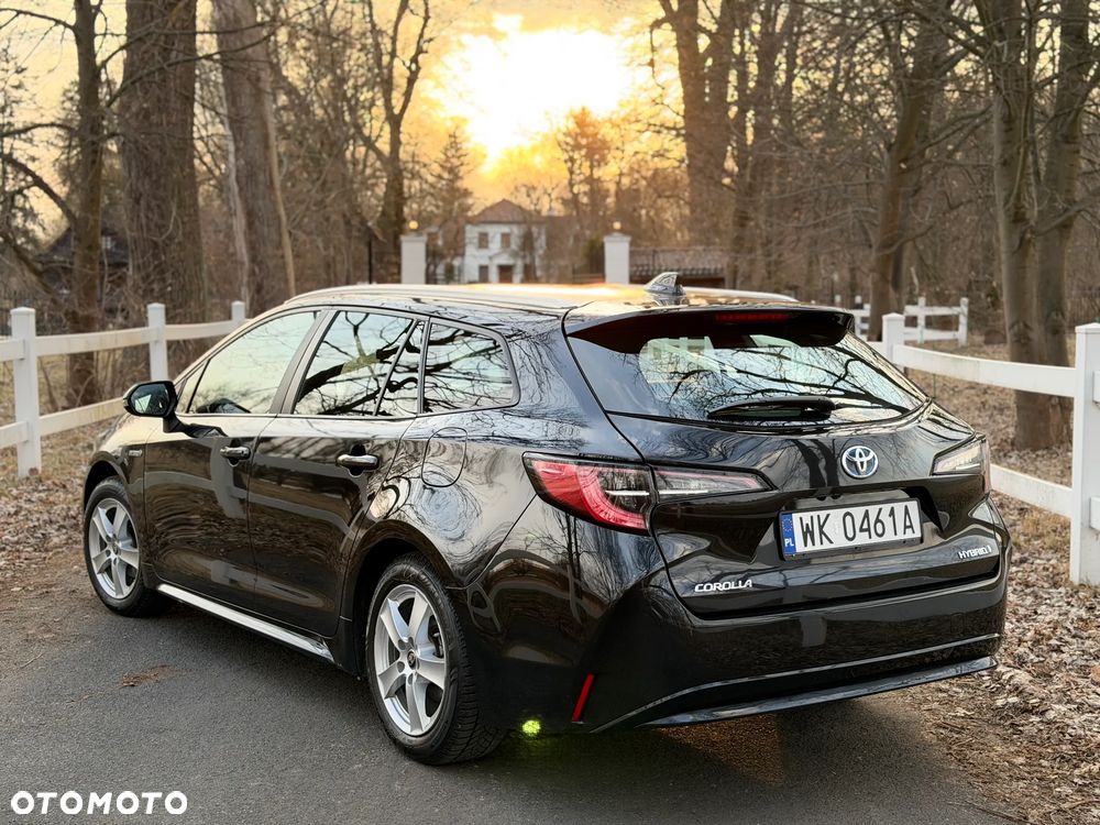 Toyota Corolla - 10