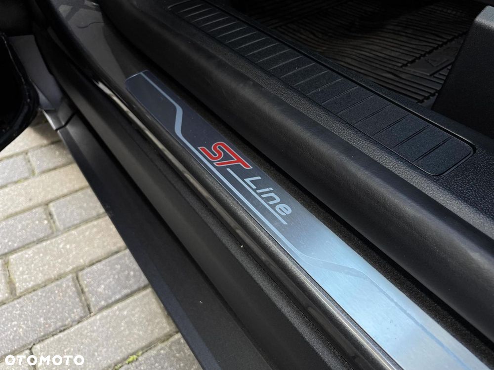 Ford Kuga 2.5 FHEV AWD ST-Line X eCVT - 11