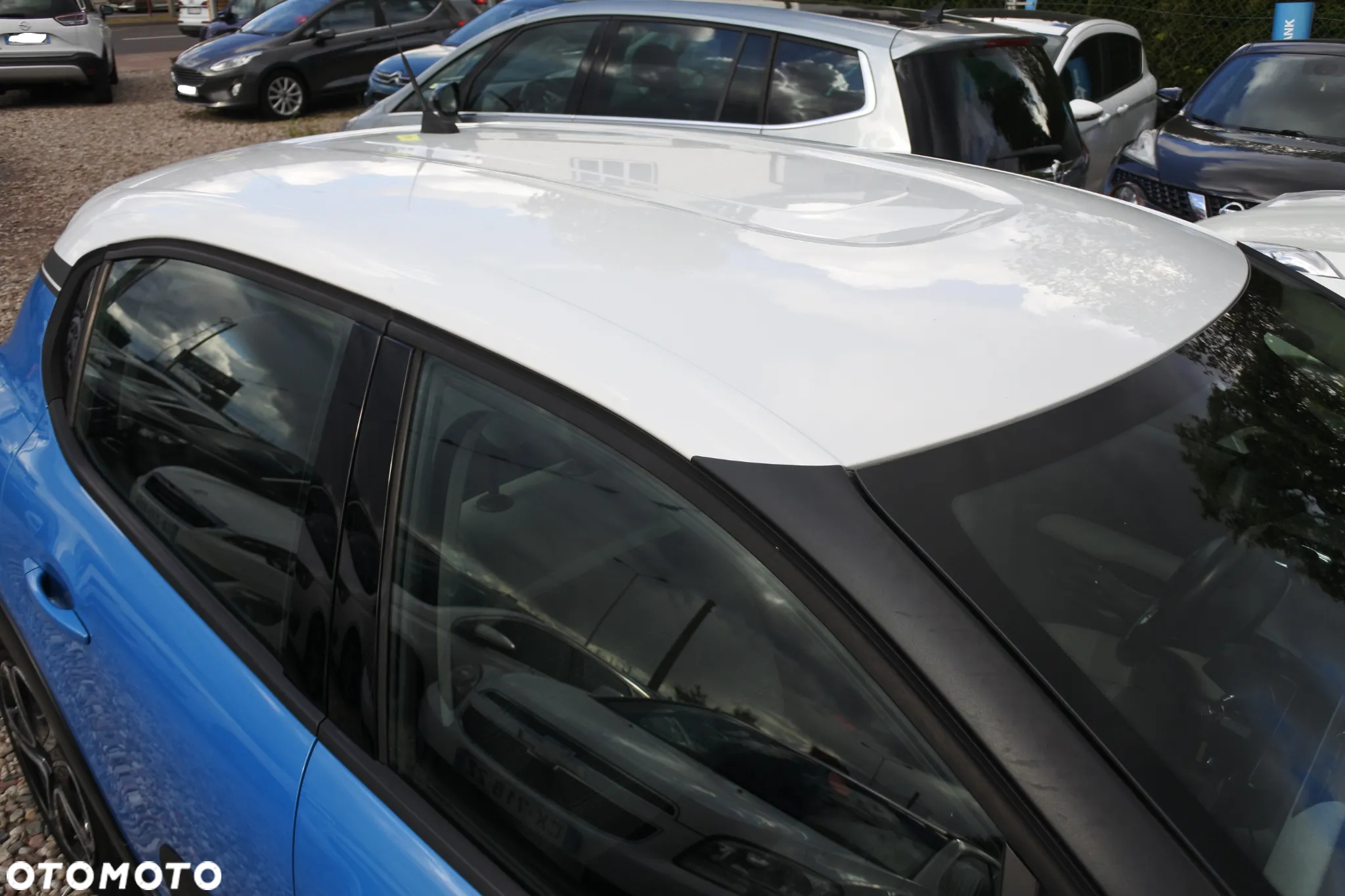 Citroën C3 1.2 PureTech Shine - 27