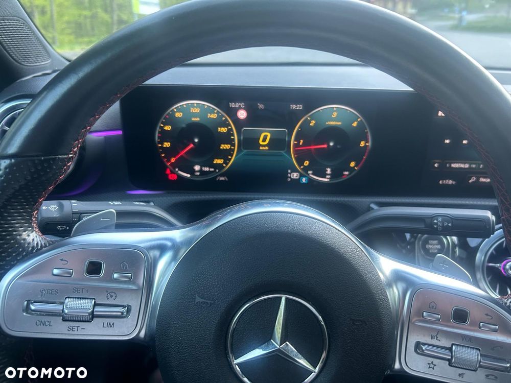 Mercedes-Benz Klasa A 200 d 8G-DCT AMG Line - 10