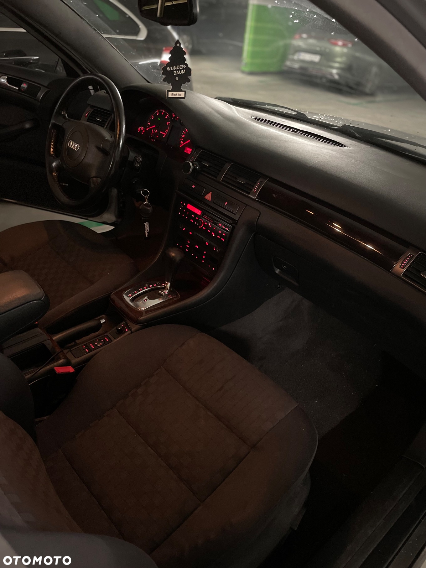 Audi A6 - 6