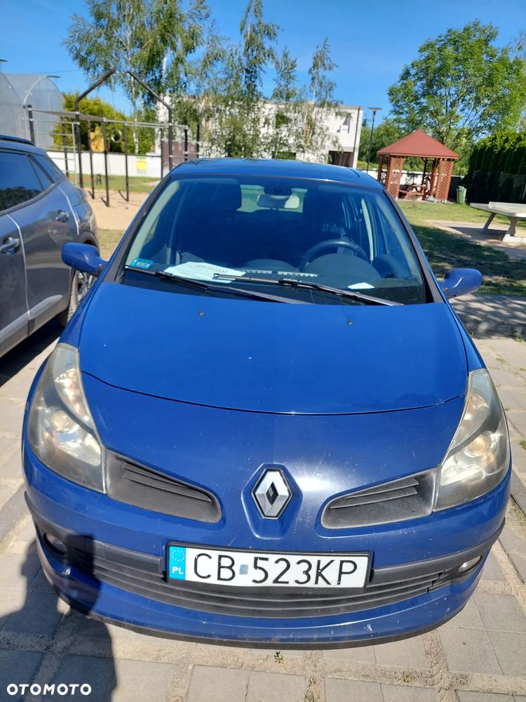 Renault Clio - 15