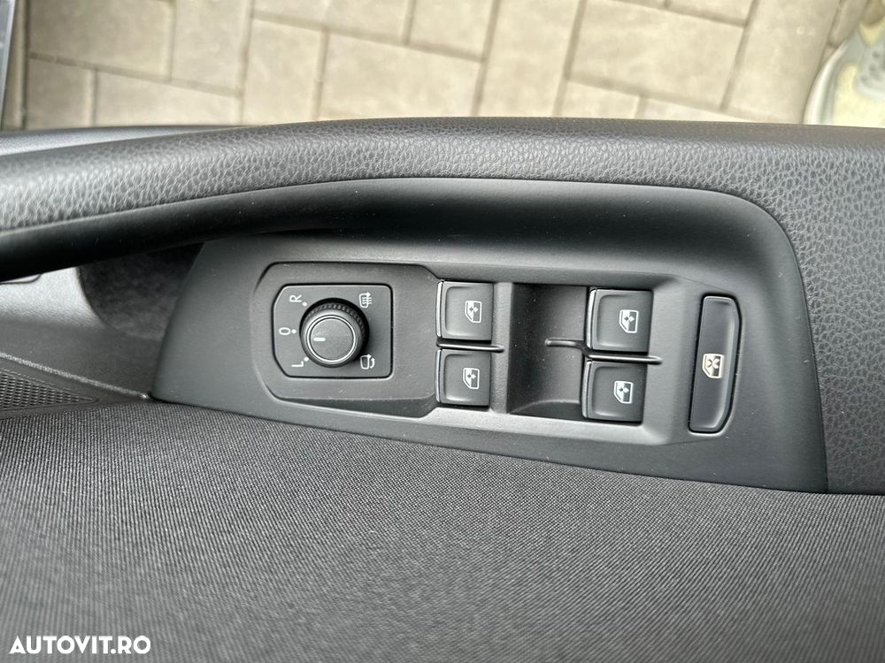 Volkswagen Passat - 24