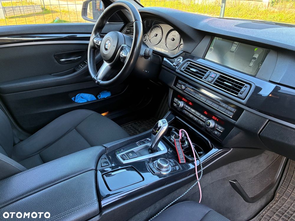 BMW Seria 5 520d Touring Sport-Aut - 14