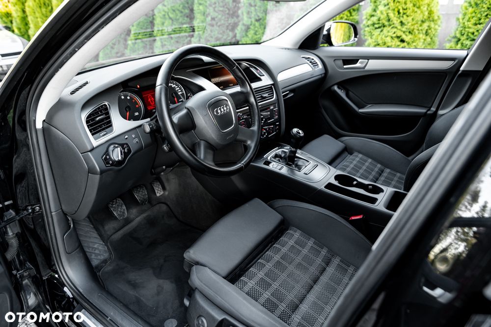 Audi A4 Avant 2.0 TFSI quattro Attraction - 15