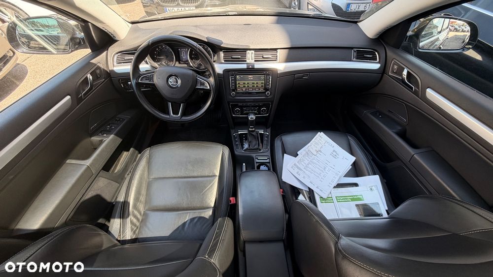 Skoda Superb 2.0 TDI 4x4 Elegance DSG - 6